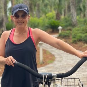 Meet your Posher, Leigh